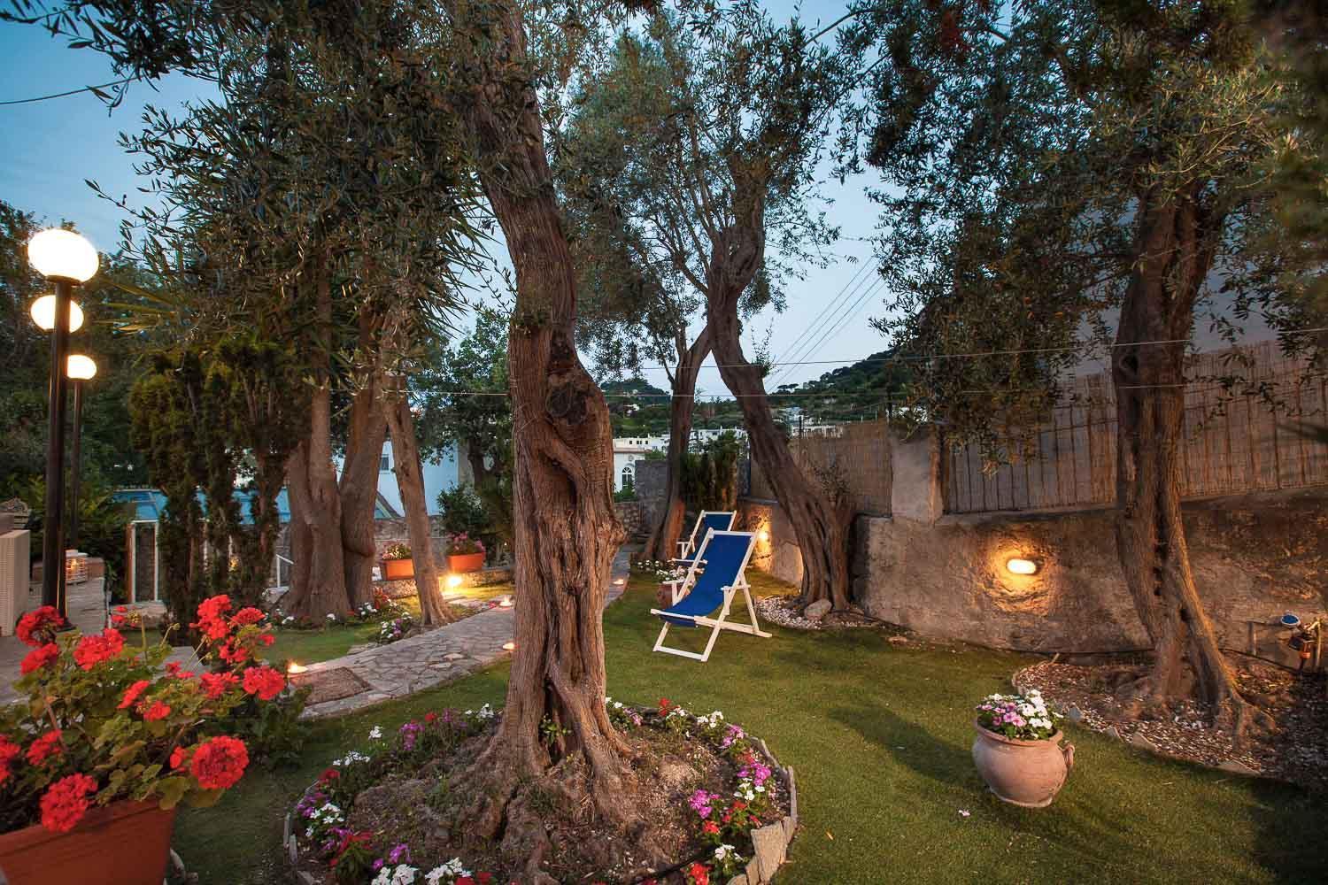 Relais Villa Bismarck - Капрі Екстер'єр фото